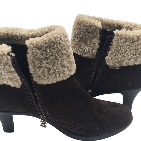 Brilliant Brown Suede Waterproof Faux Fur Heeled Ankle Boots size 9 - Picture 9 of 14